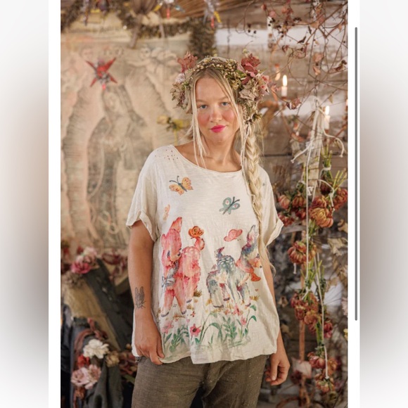 NWT Magnolia Pearl Frolic Tee in Moonlight - Picture 1 of 3